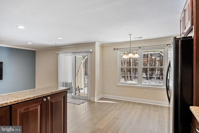 Building Photo - 1 Bridgewater Dr