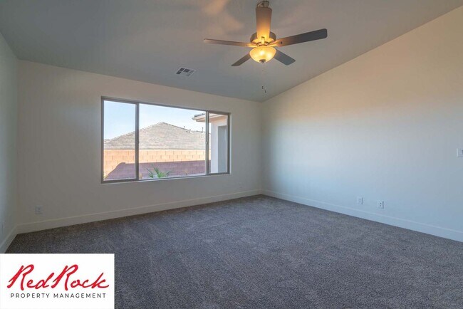 Building Photo - Incredible 3 Bedroom, 2 Bathroom Property ...