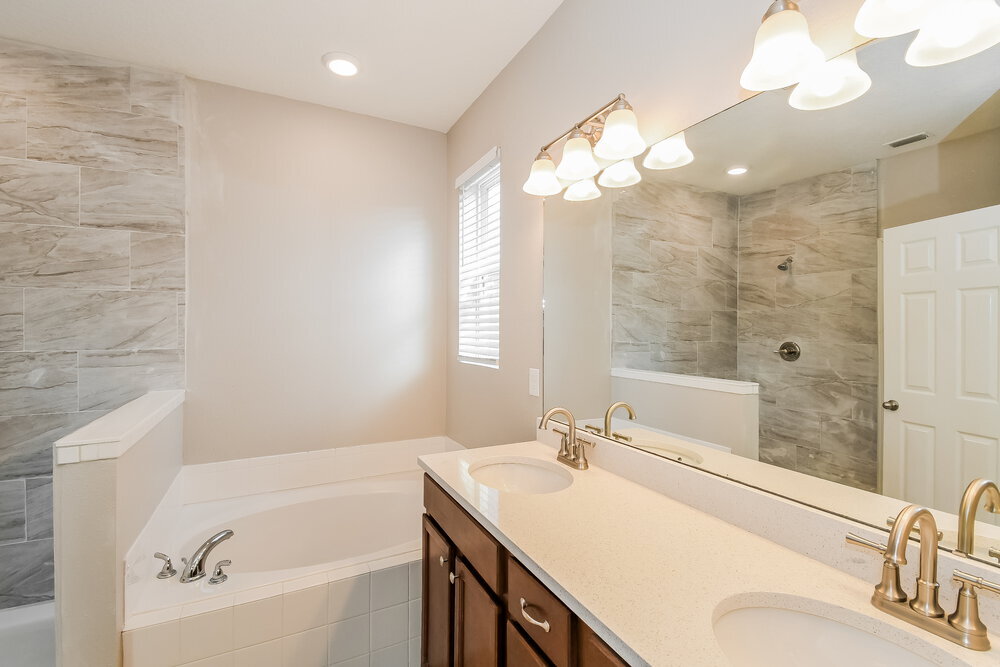 Building Photo - 5754 Village Pond Cir