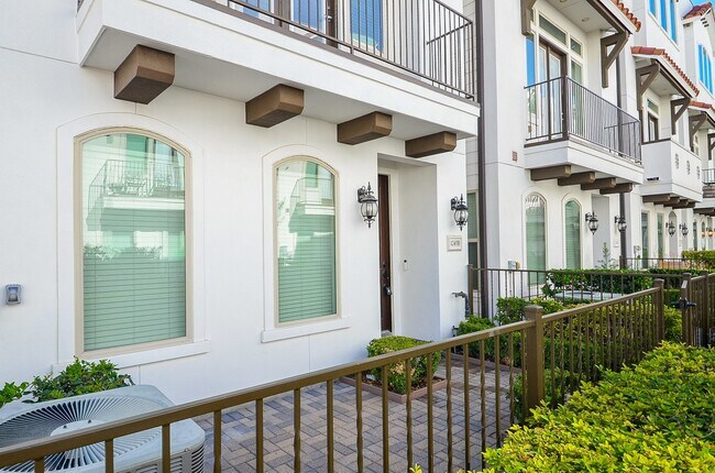 Building Photo - 1245A Bonner St