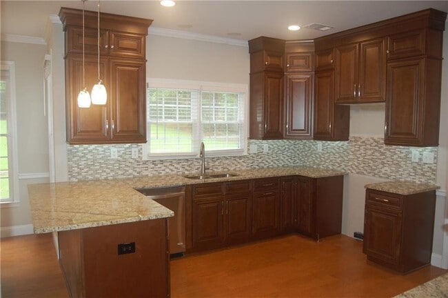 Building Photo - 5291 Camden Lake Pkwy NW