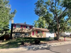 Building Photo - Stunning 5BD Home in Vista Grande Terrace ...