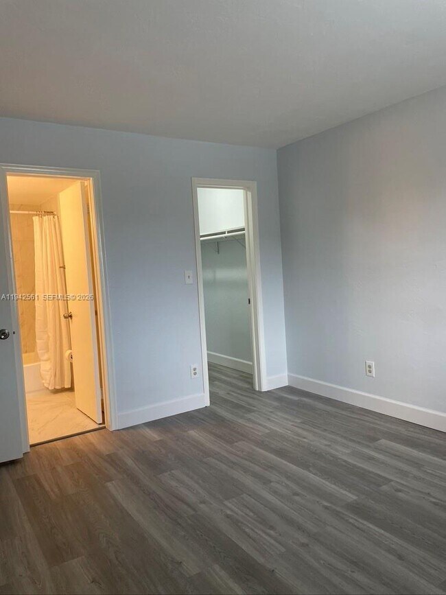 Building Photo - 8701 SW 141st St