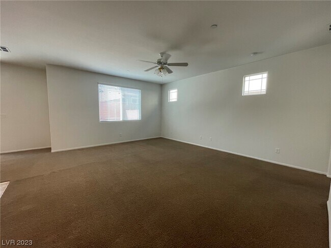 Building Photo - 6124 Castle Gardens Ave