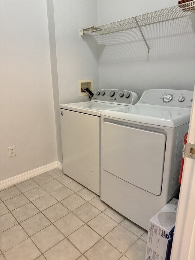 Building Photo - 14226 Fredricksburg Dr
