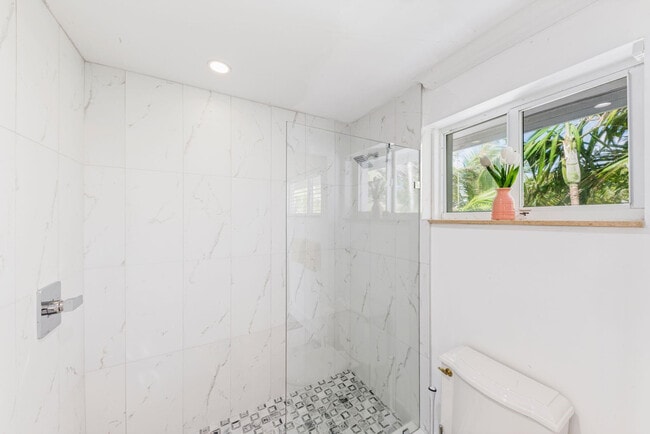 Building Photo - 1799 N Fort Lauderdale Beach Blvd