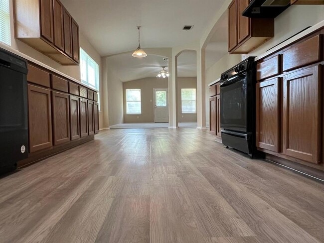 Building Photo - 209 Katy B Ln