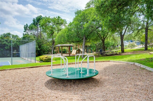 Building Photo - 6621 Mesa Hollow Dr