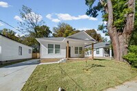 Building Photo - 931 Seattle St