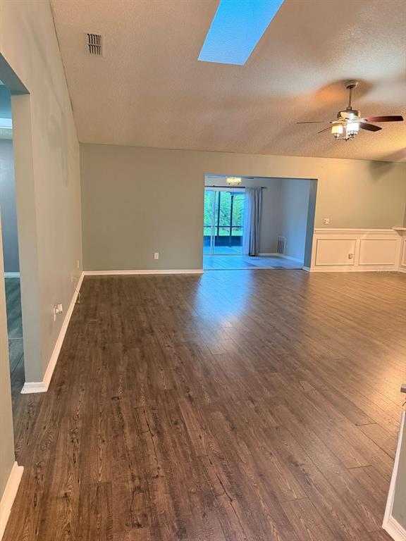 Building Photo - 104 Brewster Ln