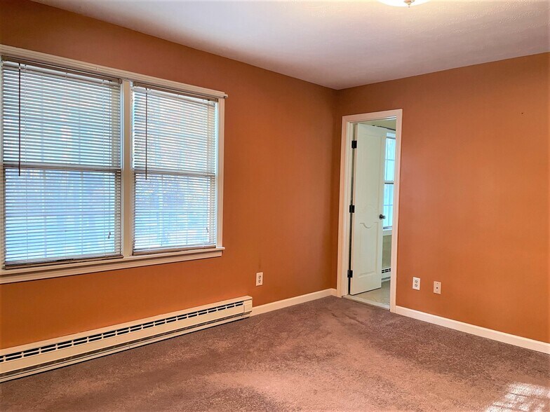 Building Photo - 6466 Timberlake Ter