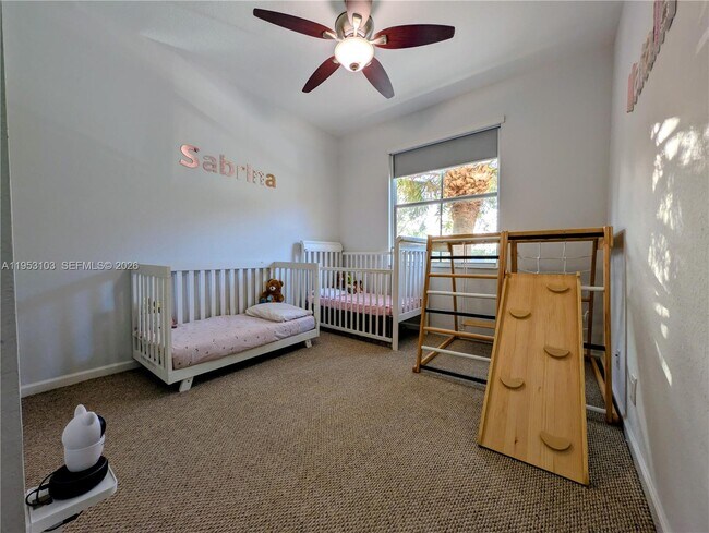 Building Photo - 3561 Forest Hill Blvd