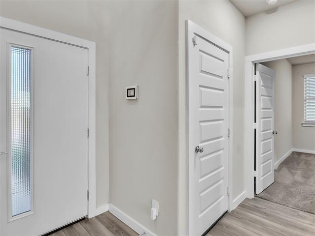 Building Photo - 2214 Spring Side Dr