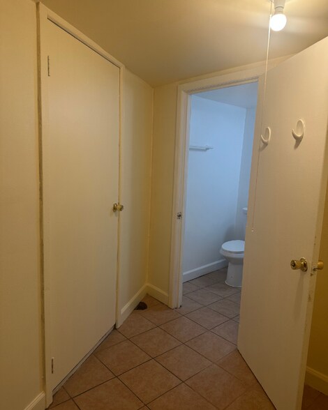 Building Photo - 11727 Veirs Mill Rd