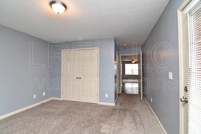 Building Photo - 304 Keeneland Dr