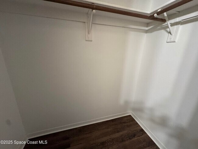 Building Photo - 2917 Regency Dr