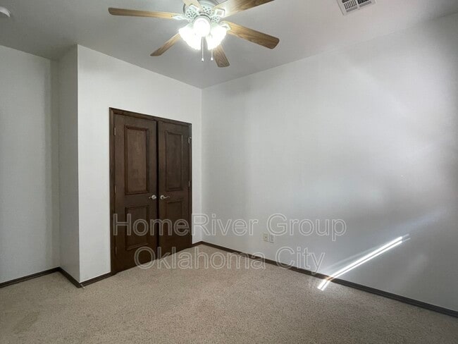 Building Photo - 5700 Shiloh Dr