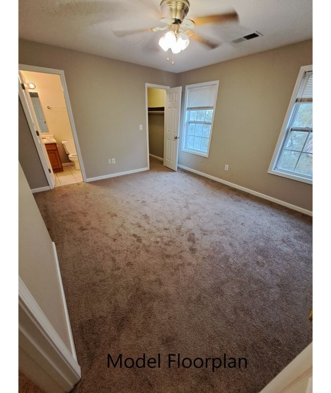 Building Photo - 1830-A N Ridge Dr