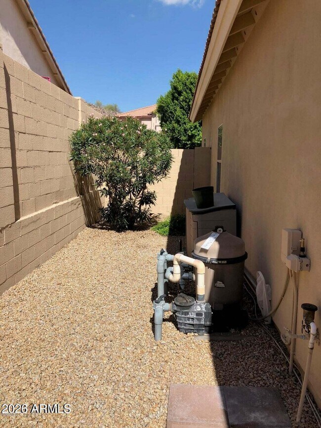 Building Photo - 3169 E Desert Flower Ln