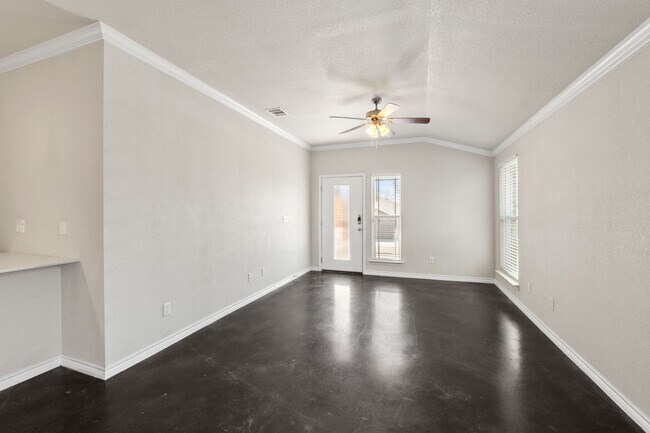 Building Photo - HH917 Ramblewood