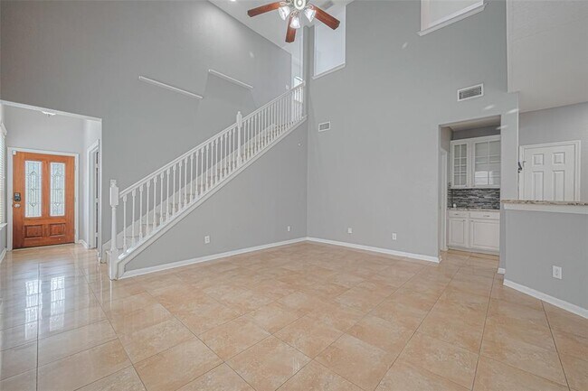Building Photo - 7407 Golden Star Dr
