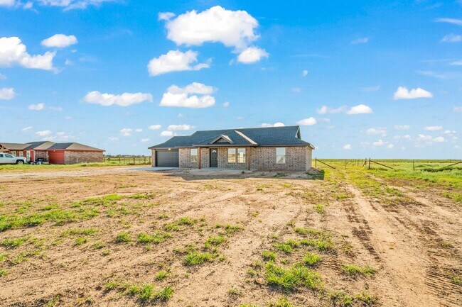 Building Photo - Country Living In Roosevelt ISD!