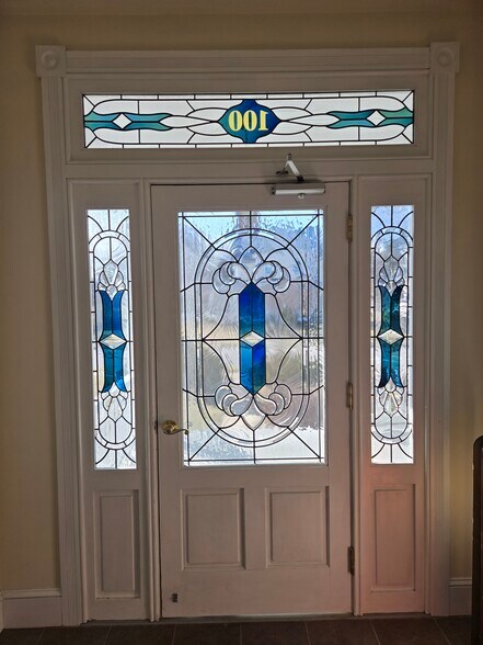 Building Photo - 100 Melvin Ave