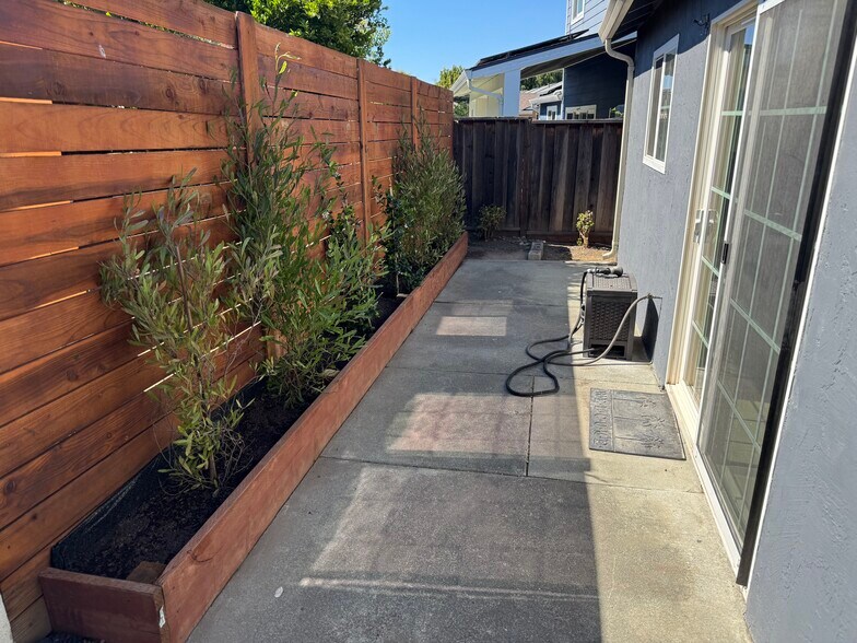 Private Backyard - 2721 Mosswood Dr