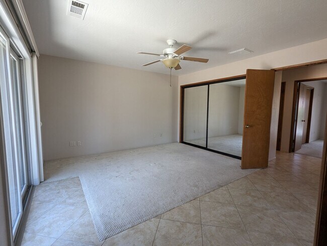 Building Photo - Resort Living in Desert Hot Springs