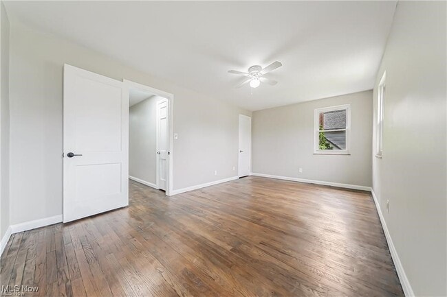 Building Photo - 3839 Mayfield Rd