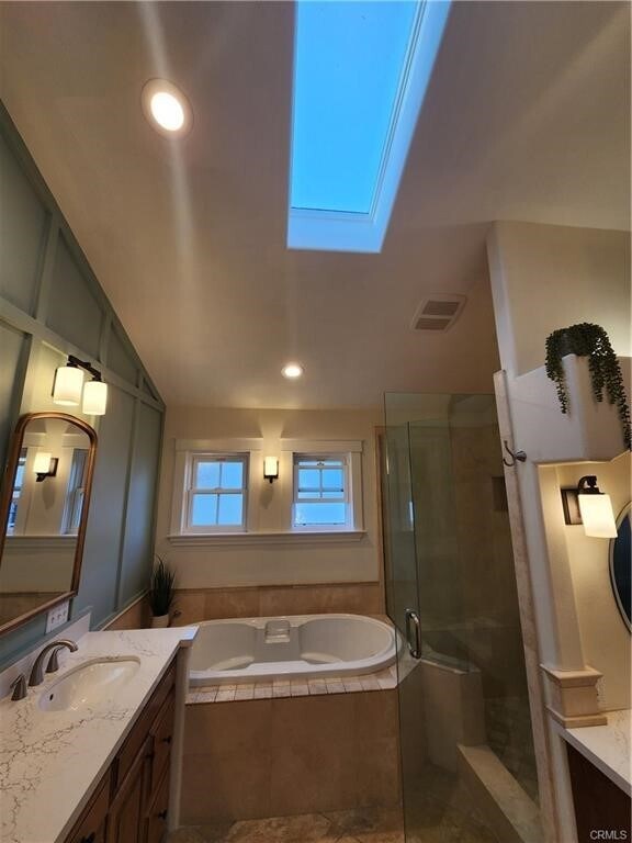 Building Photo - 26061 Via Viento
