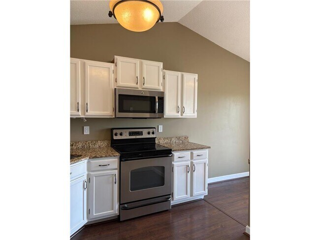 Building Photo - 10277 Arrowwood Dr