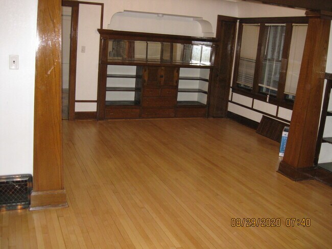 Building Photo - 1248 S 50th St