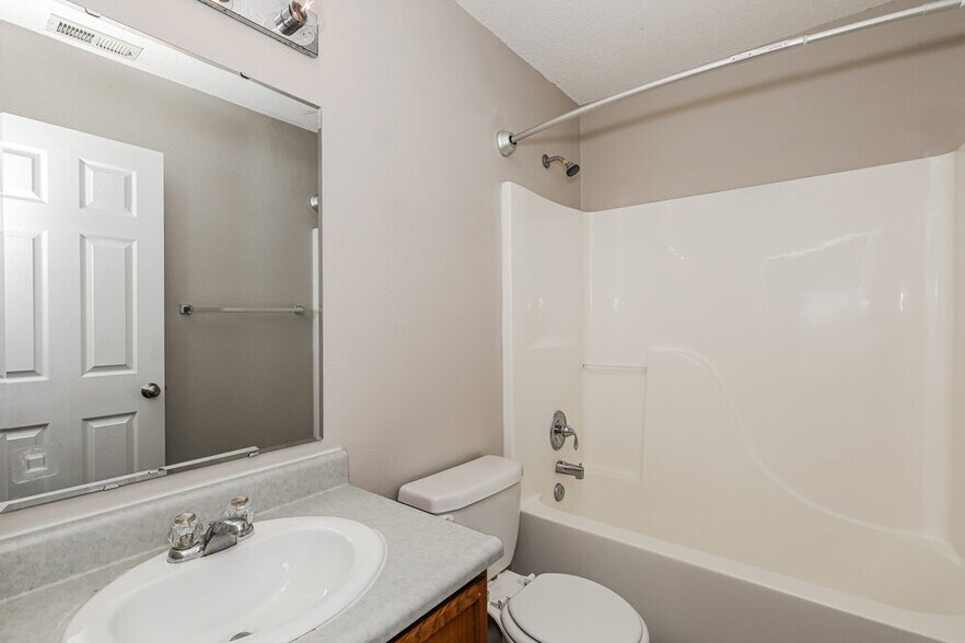 Building Photo - 9671 Jackson Way