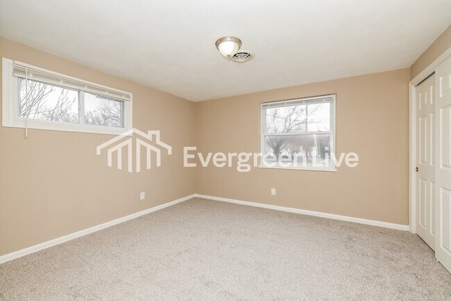 Building Photo - Coming Soon!