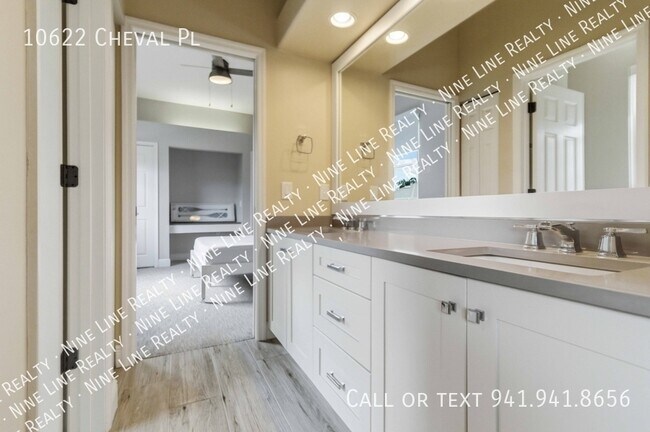 Building Photo - 10622 Cheval Pl