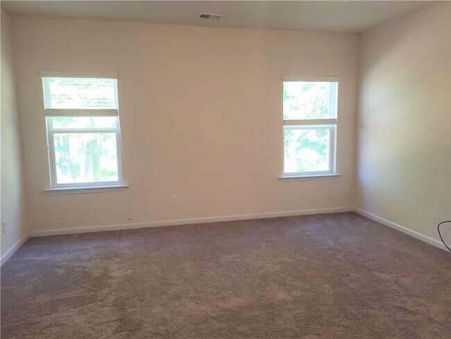 Building Photo - 210 Centennial Cir