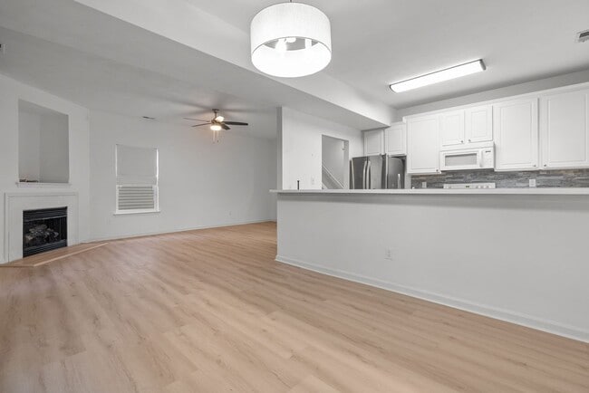 Building Photo - Modern Coastal Living in the Heart of Virginia Beach