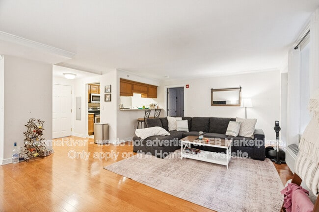 Building Photo - 7 Prospect St