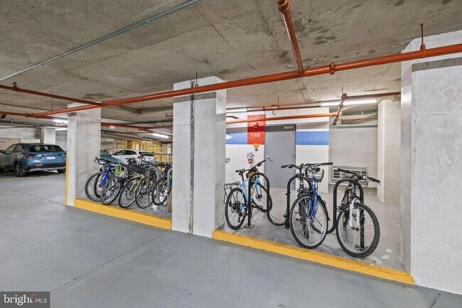 Building Photo - 1401 17th St NW