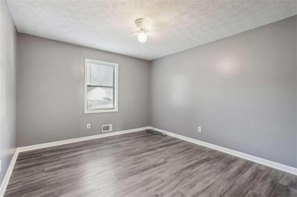 Building Photo - 1076 Westwood Pl SW