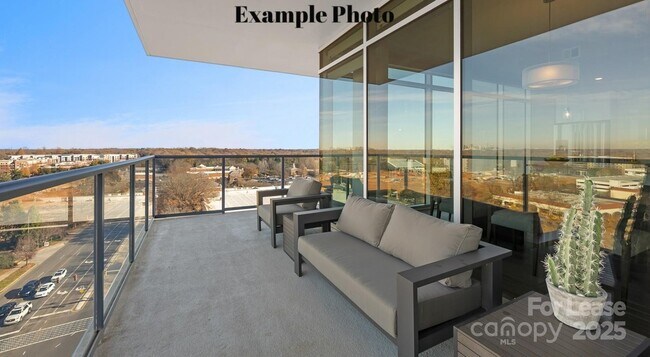 Building Photo - 4425 Sharon Rd