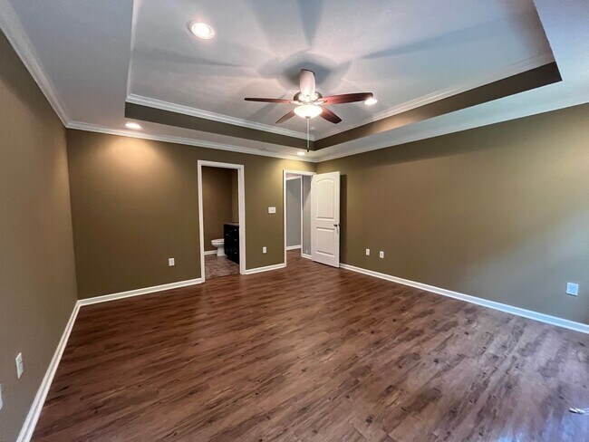 Building Photo - 3BR 2BA home in Greystone subdivision
