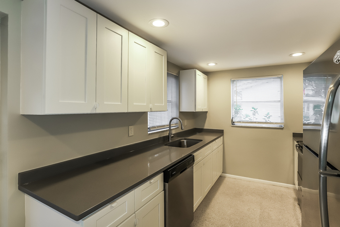 Building Photo - 3011 Matchlock Dr