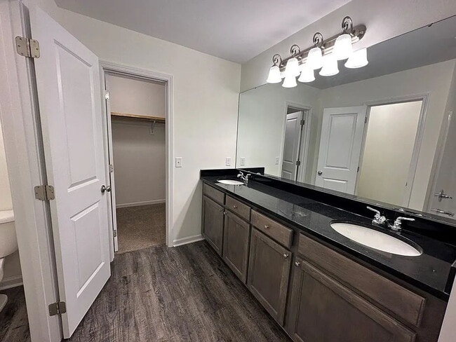 Building Photo - Available soon!