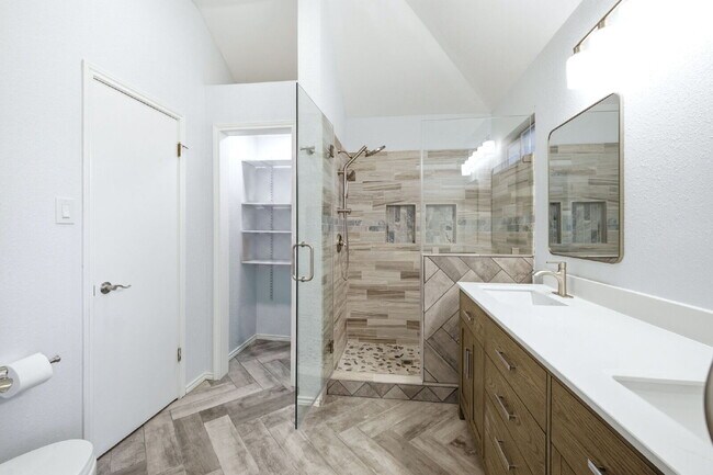 Building Photo - Updated home on a corner lot in a gated community!