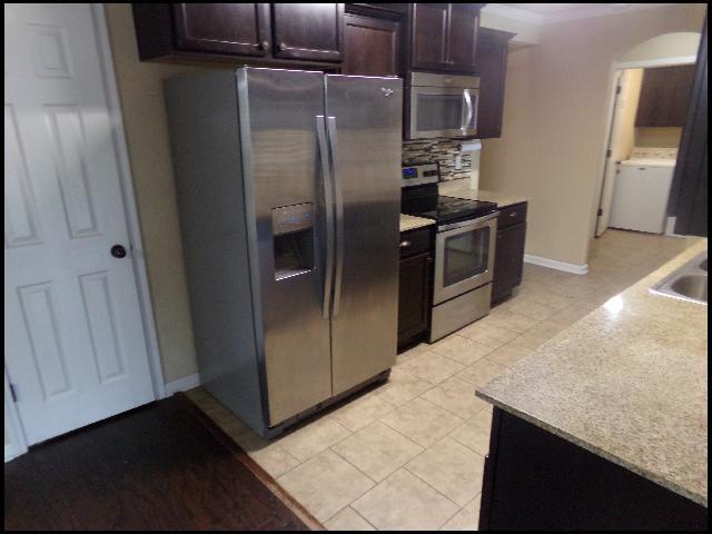 Building Photo - 5532 Trammel Estates Dr
