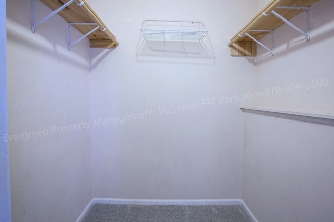Building Photo - 3565 Windmill Dr