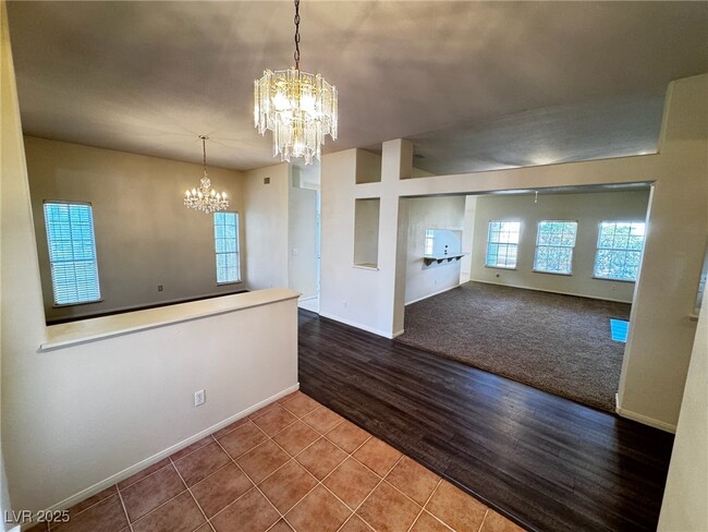 Building Photo - 5117 Elm Grove Dr