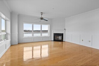 Building Photo - 527 Pawtucket Blvd